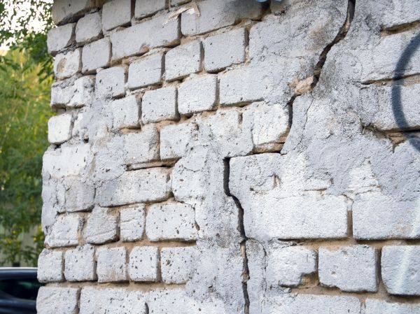 Cracked Brick Wall Repair in Hayden